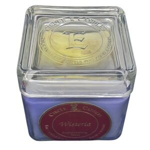 Circle E Candles Wisteria Candle 28 oz Fredericksburg Texas Burns 150-165 Hours